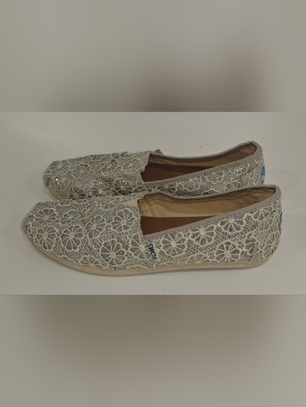 TOMS Classic Alpargata Womens Size 7.5 Silver Crochet Glitter Slip On Flat Shoes